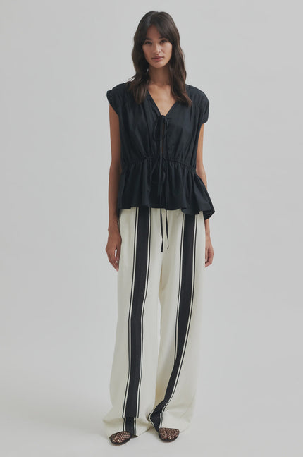 Second Female Lie Pant