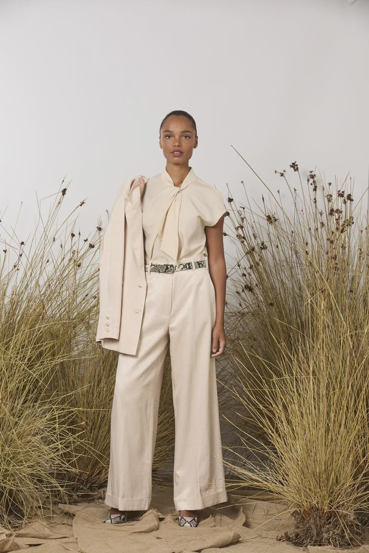 M.A. Dainty Dallas Pant - Shell