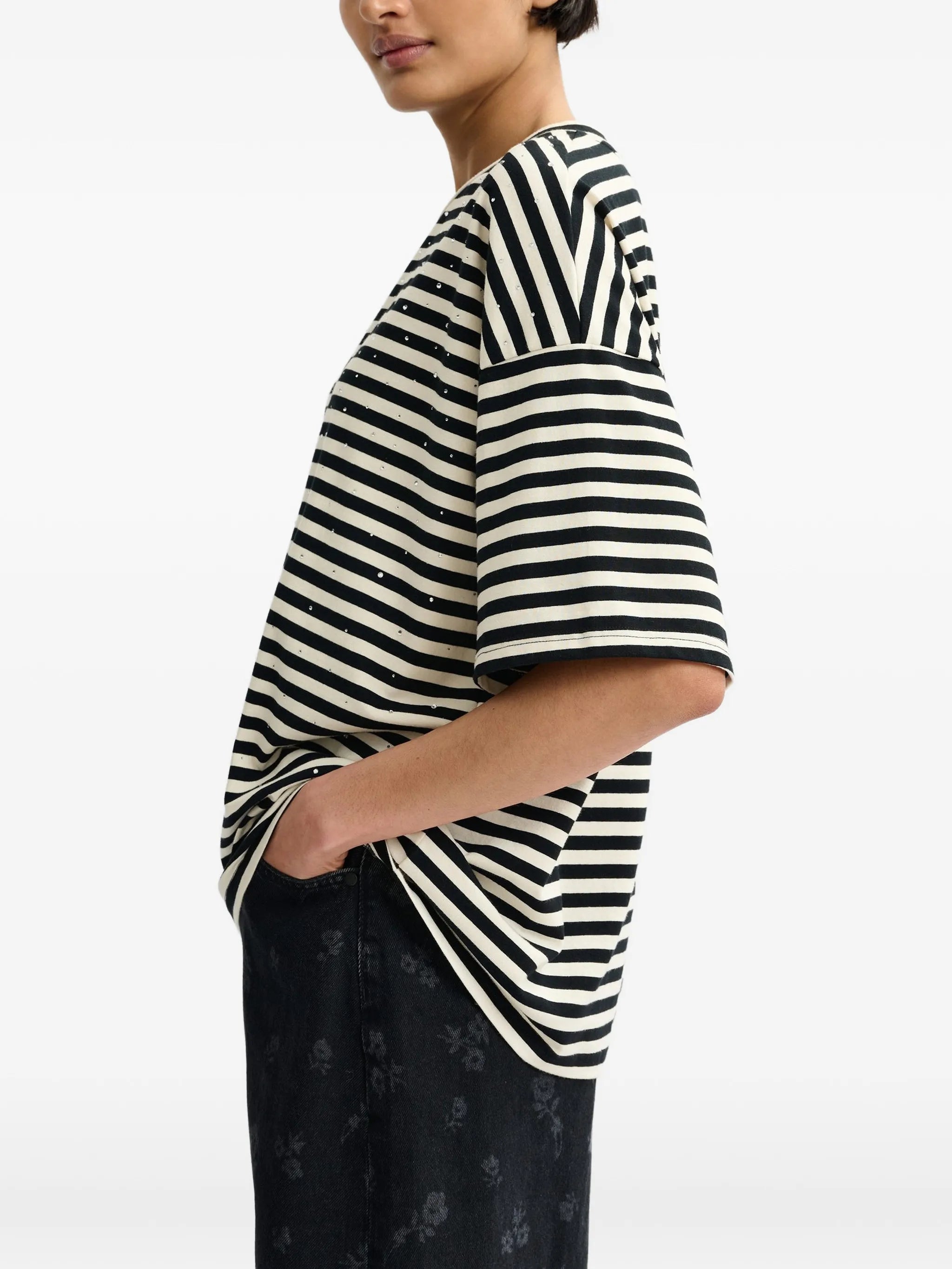 Essentiel Antwerp Joste T-Shirt - Black/Off White