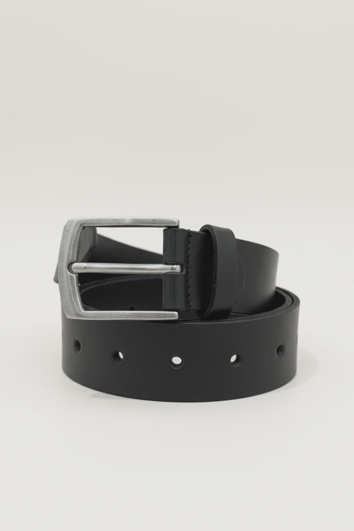 M.A. Dainty Lonny Belt - Black/Silver