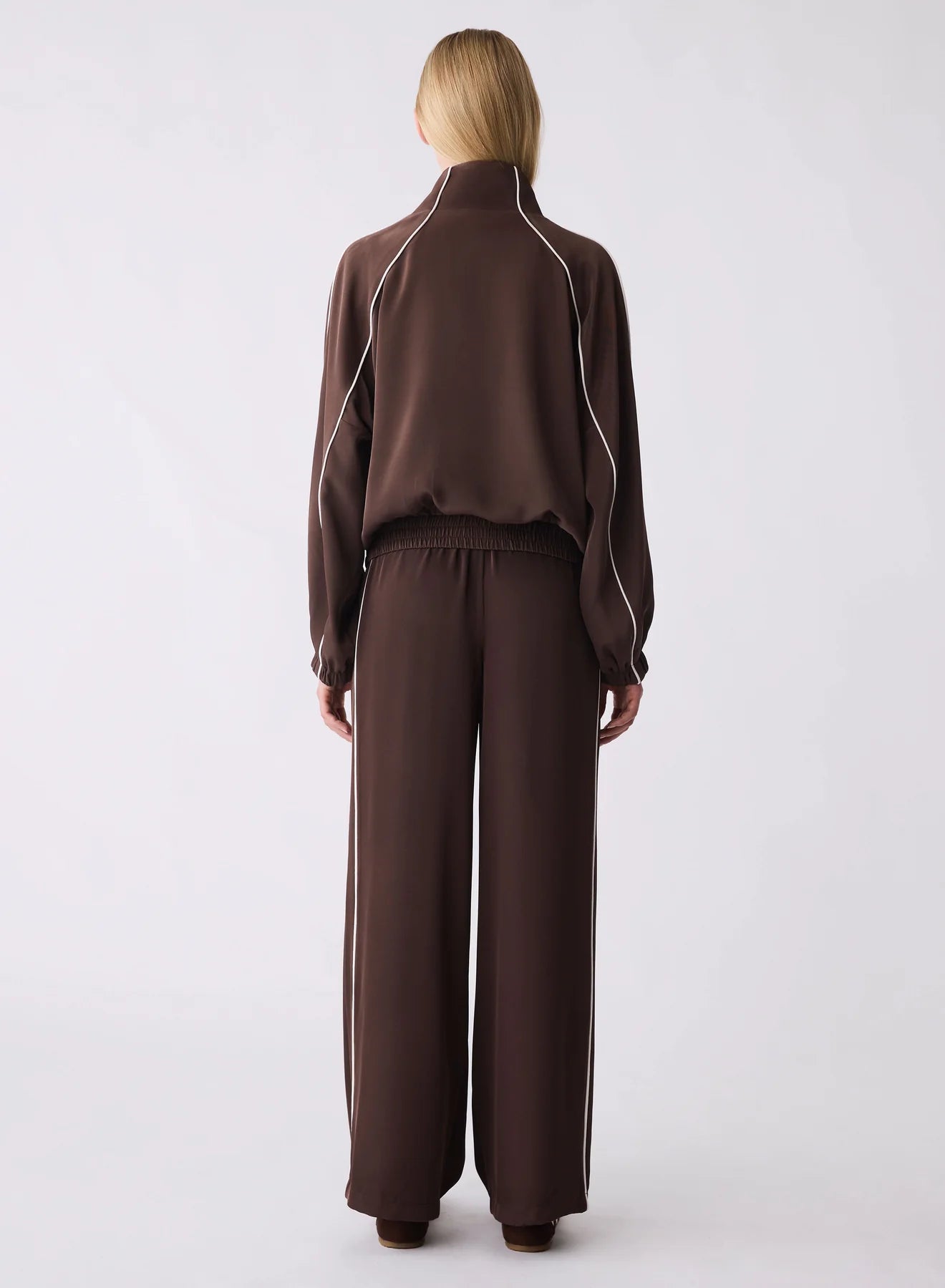 ESMAEE Staycation Jacket- Chocolate
