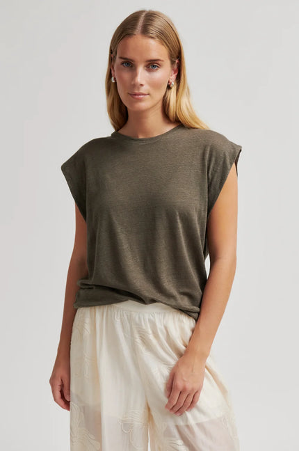 SECOND FEMALE - PEONY TOP CANTEEN