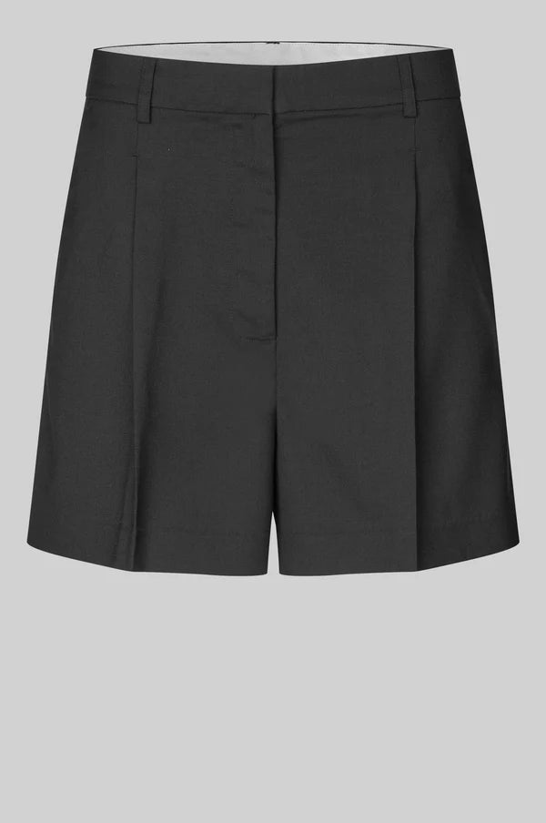Second Female Sharo Shorts