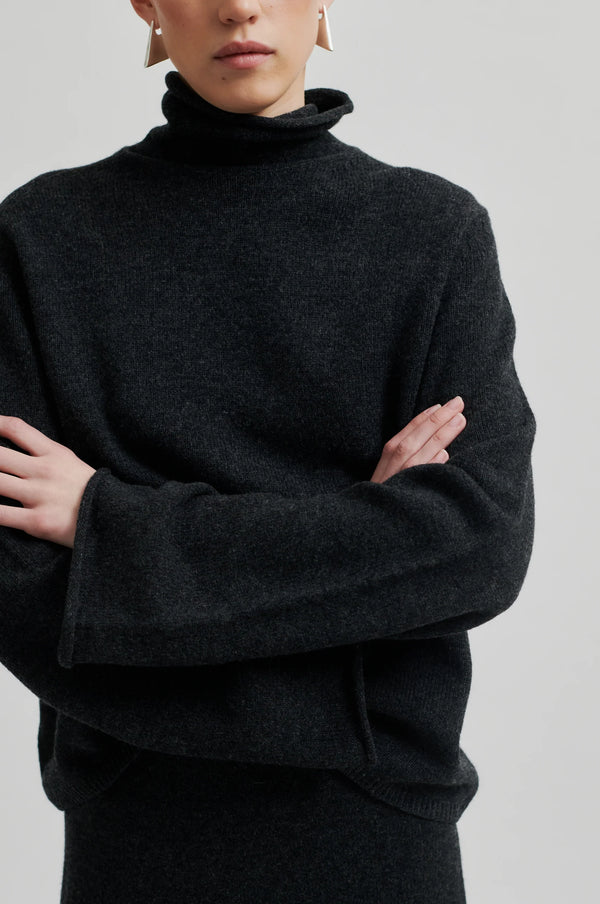 Second Female Neva T-Neck Knit - Dark Melange
