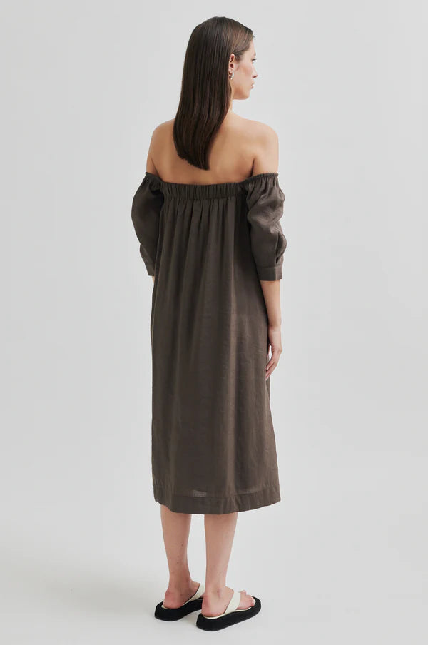 Second Female Terra Dress