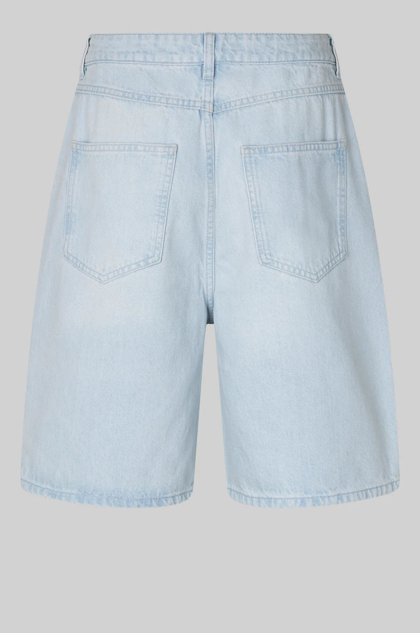 Second Female Fira Bermuda Short