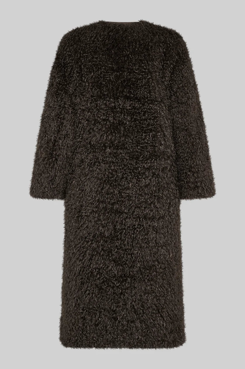 Second Female Ophie Fluffy Coat - Delicioso