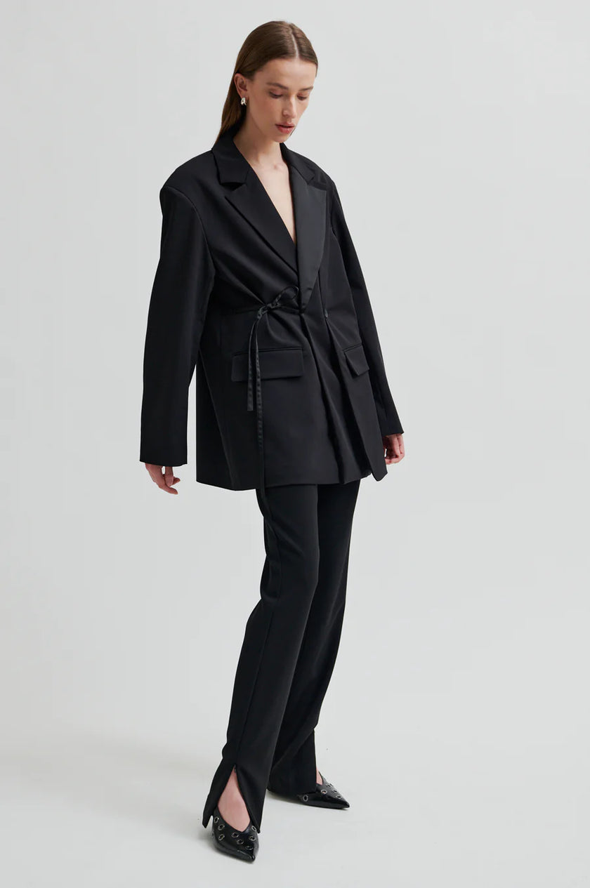 Second Female Ivalo Black Pant