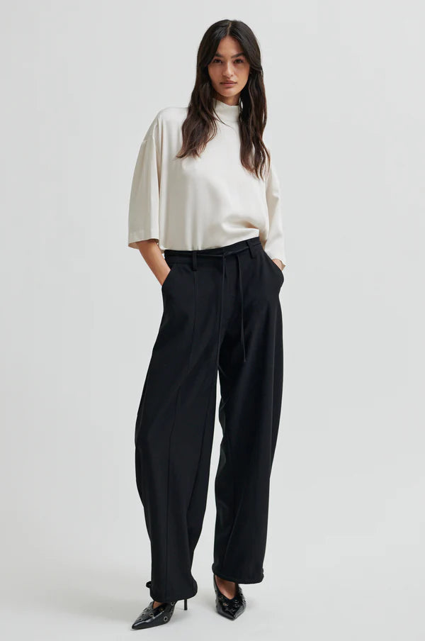 Second Female Twist High Neck Tee