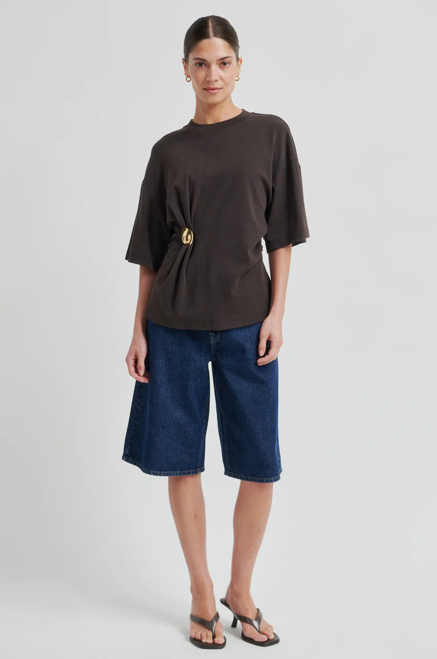 Second Female Enora Brooch Tee - Chocolate