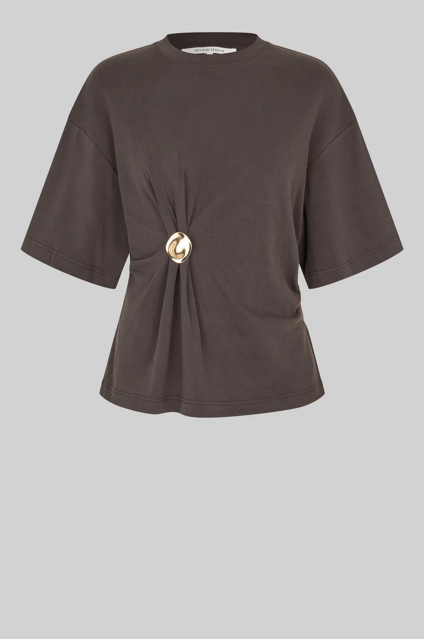 Second Female Enora Brooch Tee - Chocolate