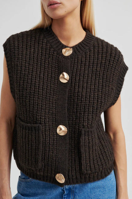 Second Female Ulrikke Brooch Vest Knit  - Chocolate