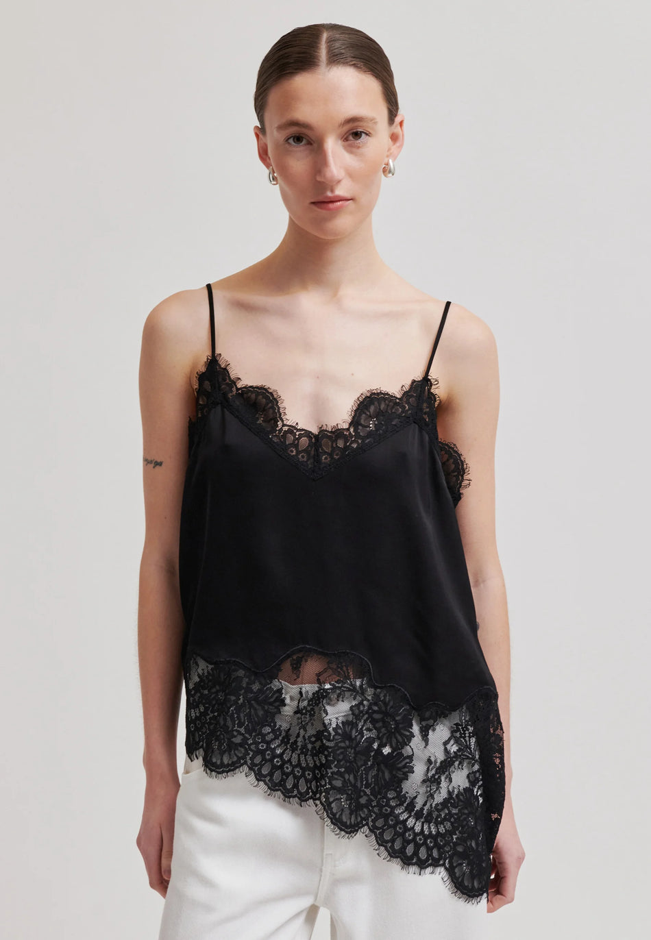 Second Female Willina Cami - Black
