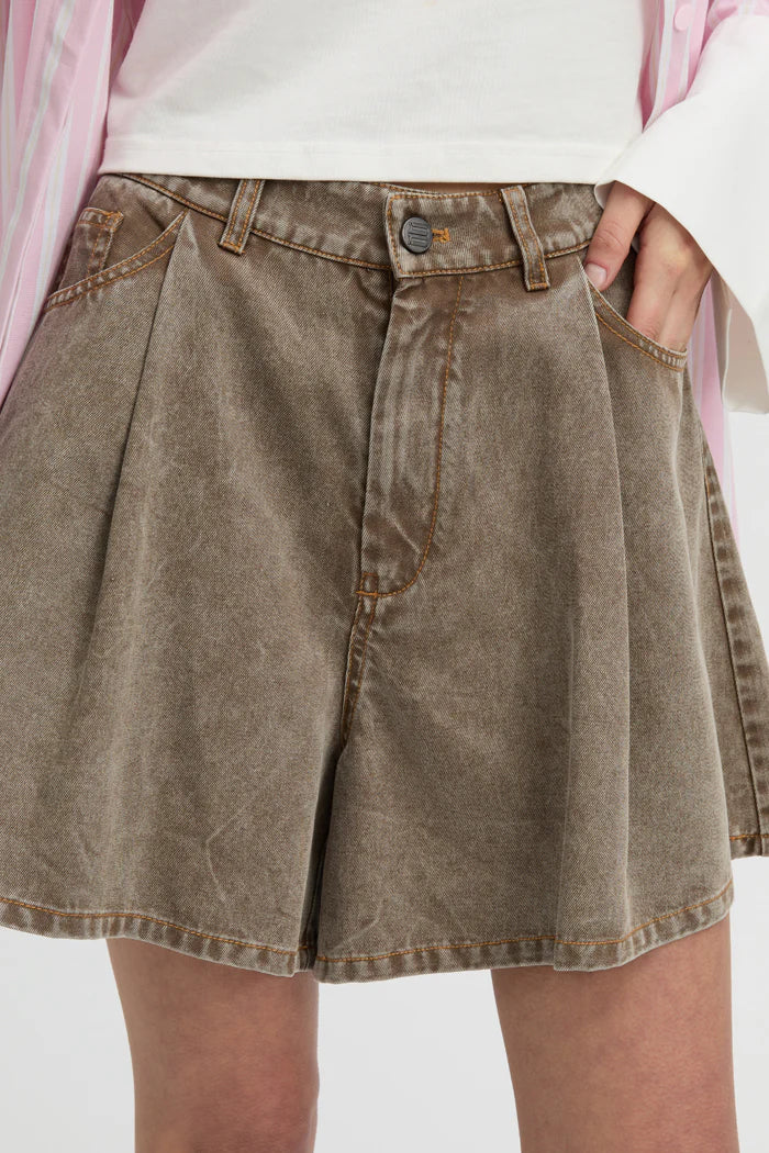 Blanca Julienne Short - Brown
