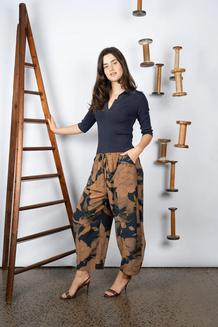 M.A. Dainty Niko Pants - Blue Floral