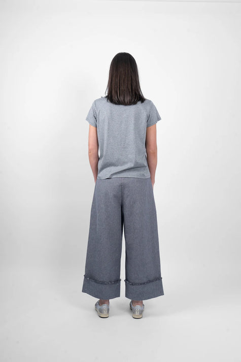 M.A. Dainty Lolly Tee - Greylead