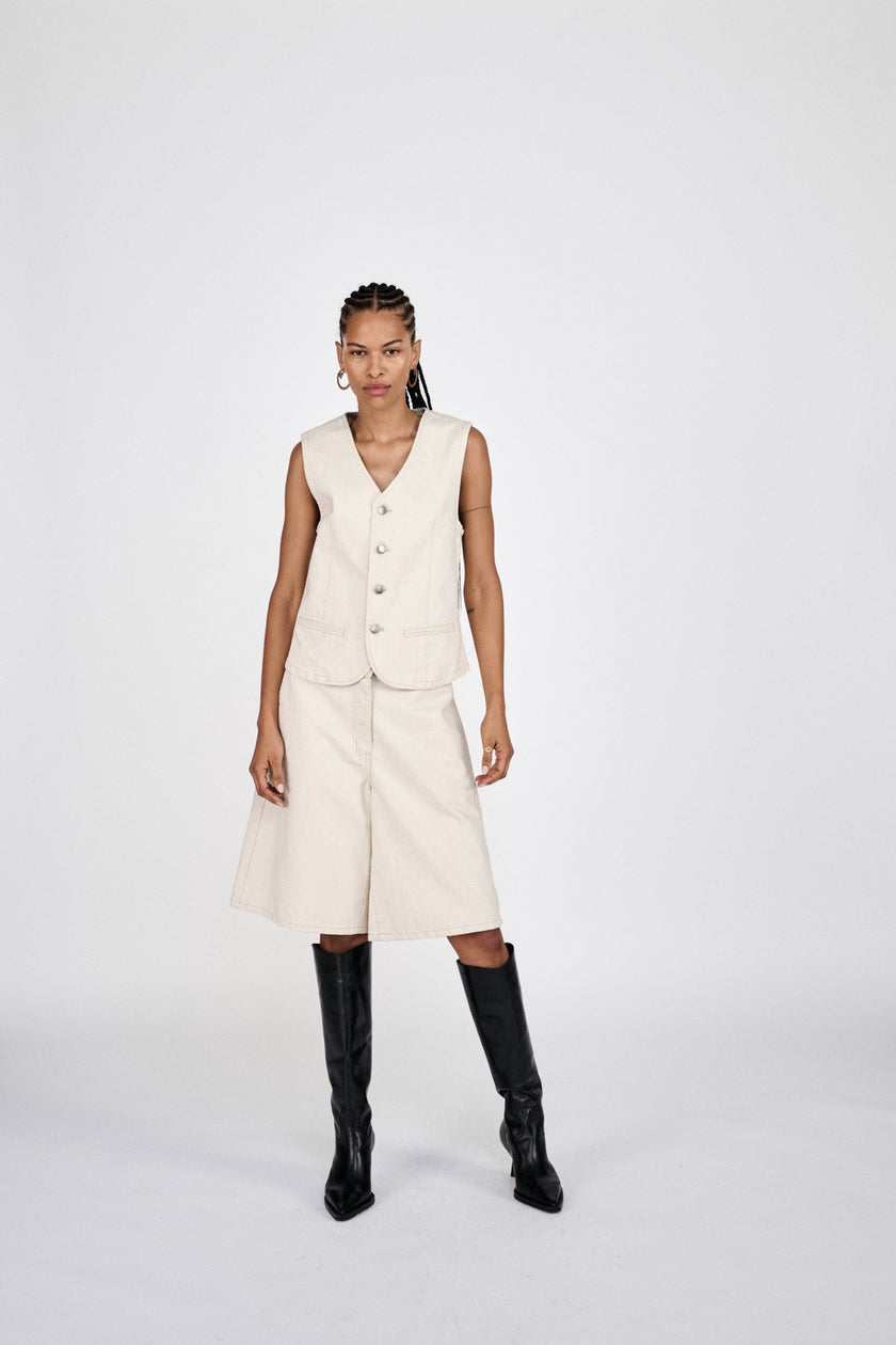 Rabens Saloner Raha Shorts - Ecru