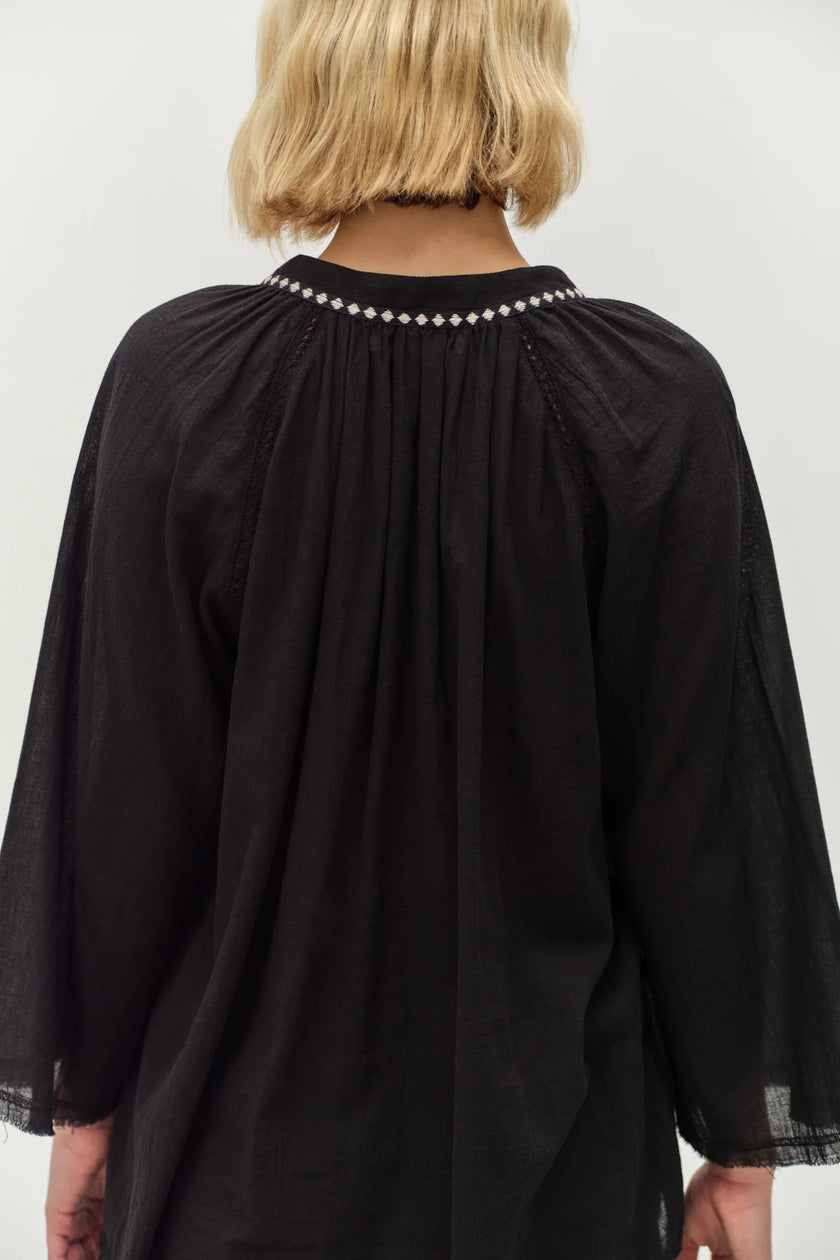 Devotion Twins Apology Blouse - Black