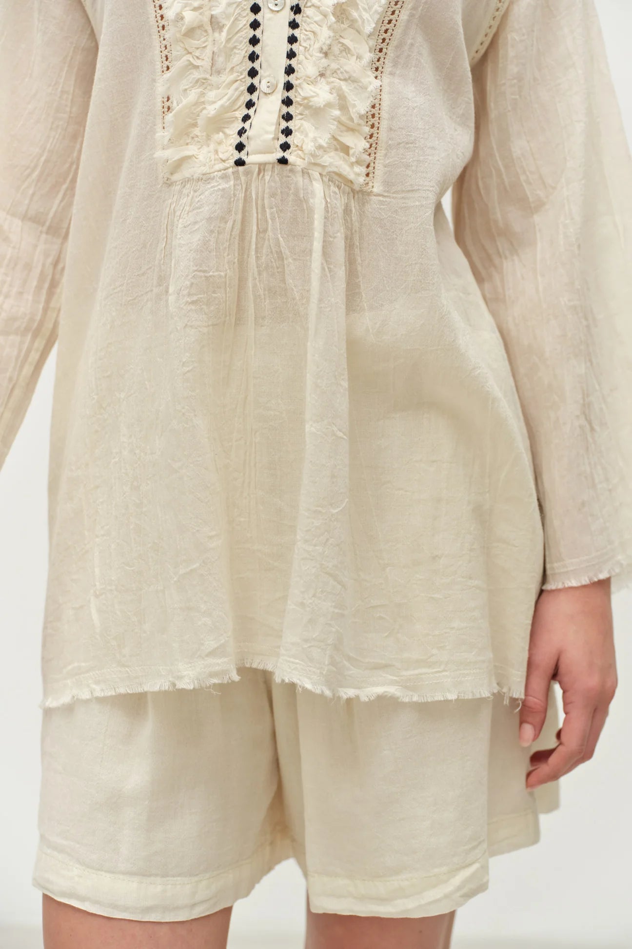 Devotion Twins Apology Blouse - Off White