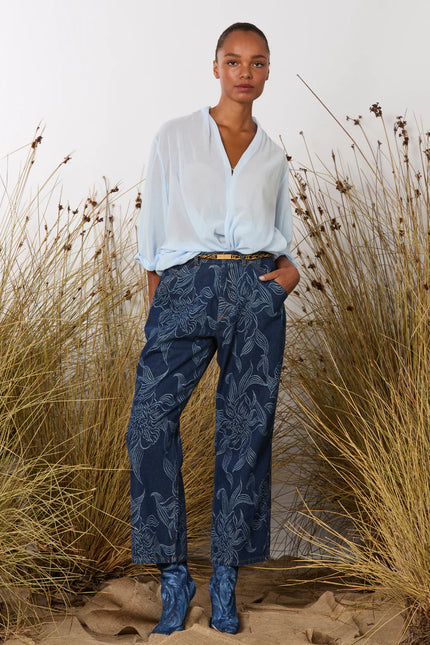 M.A. Dainty Disconnected Jeans - Orchids