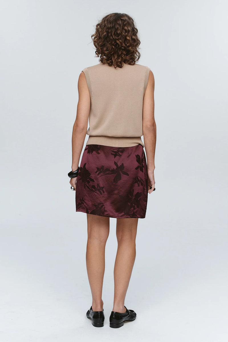 Marle Foundations Vest - Almond