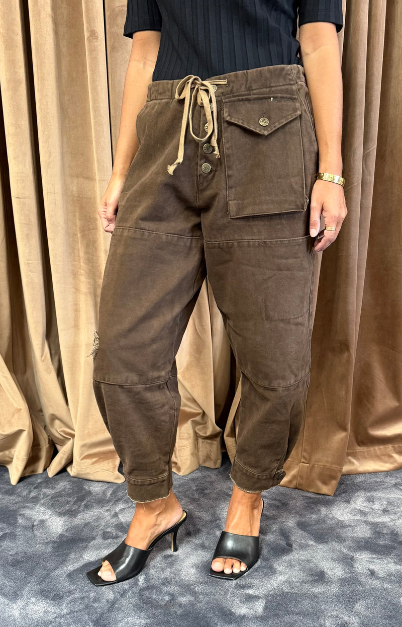 M.A. Dainty Trucker Jean - Chocolate