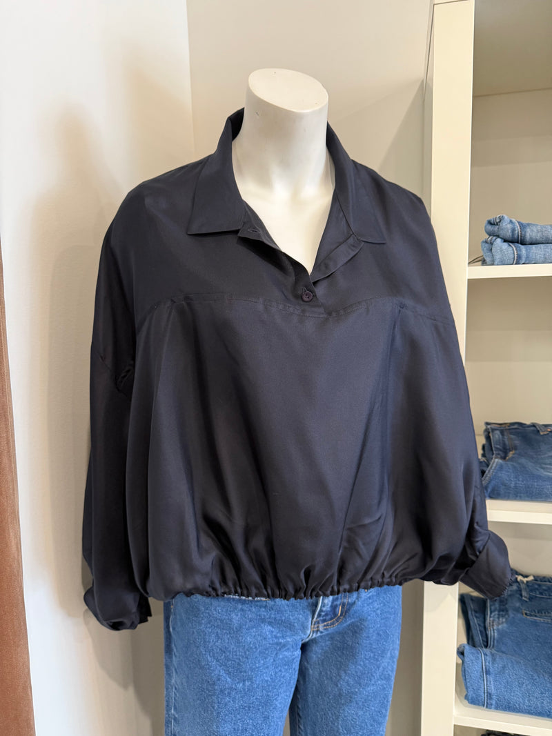 M.A. Dainty Whippet Top - Navy