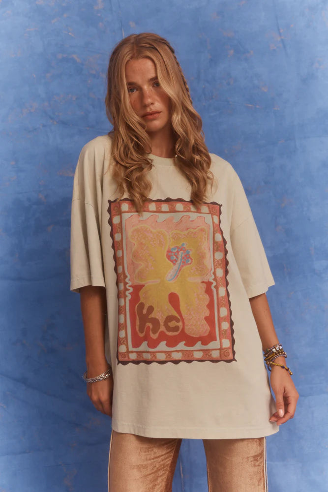 Kinga Csilla Hibiscus Tee