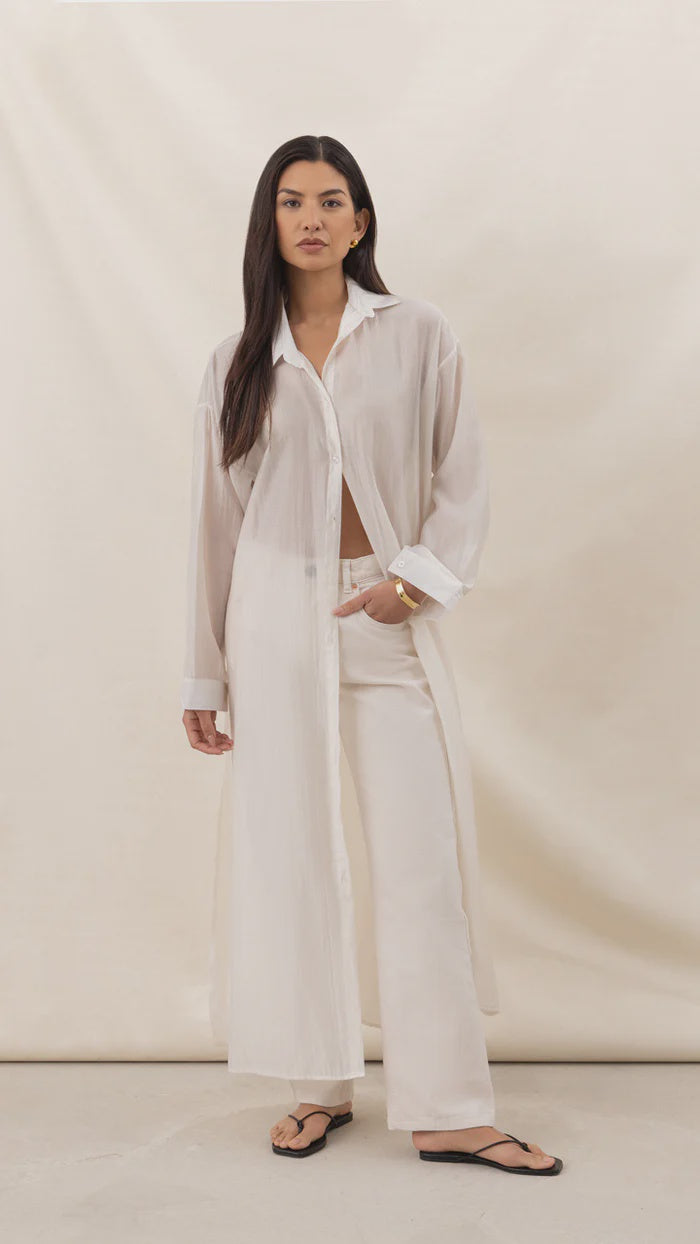 Charli Izzy Long Shirt - White