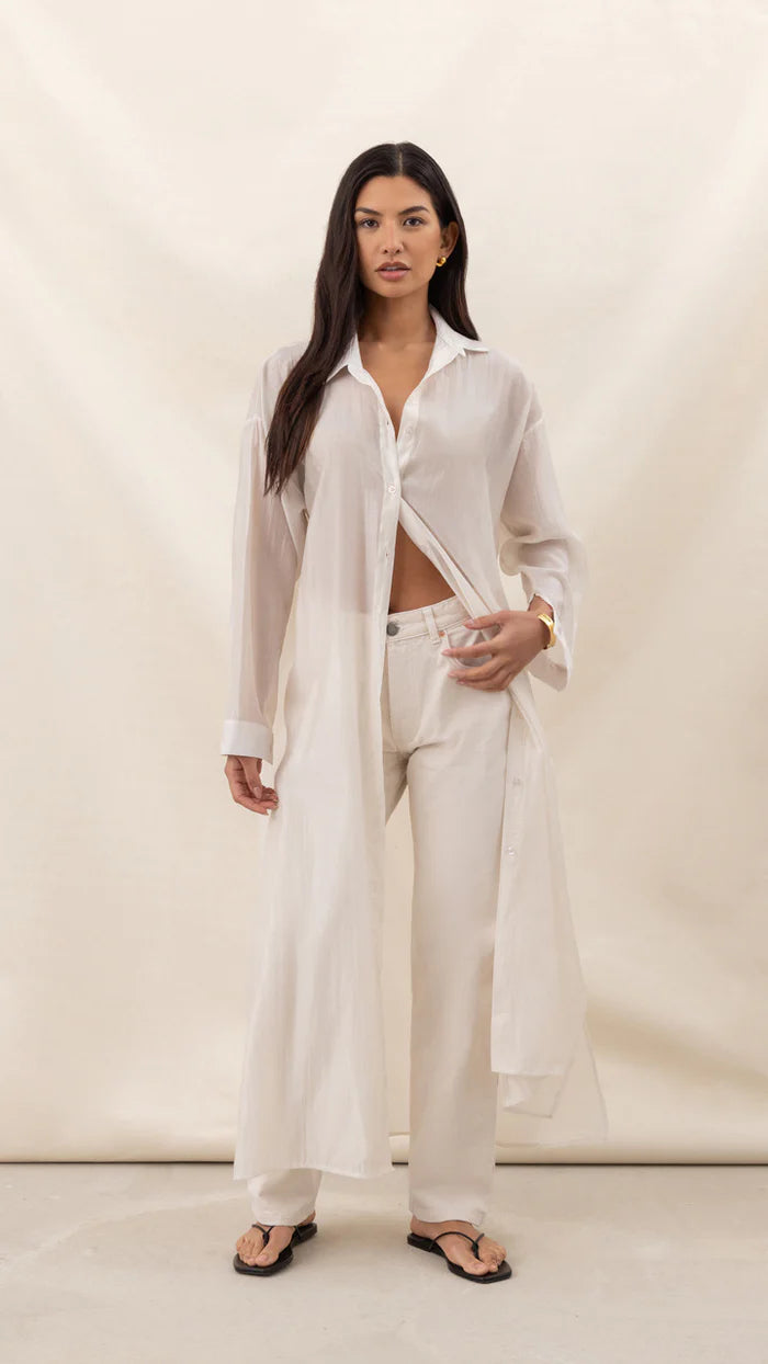 Charli Izzy Long Shirt - White