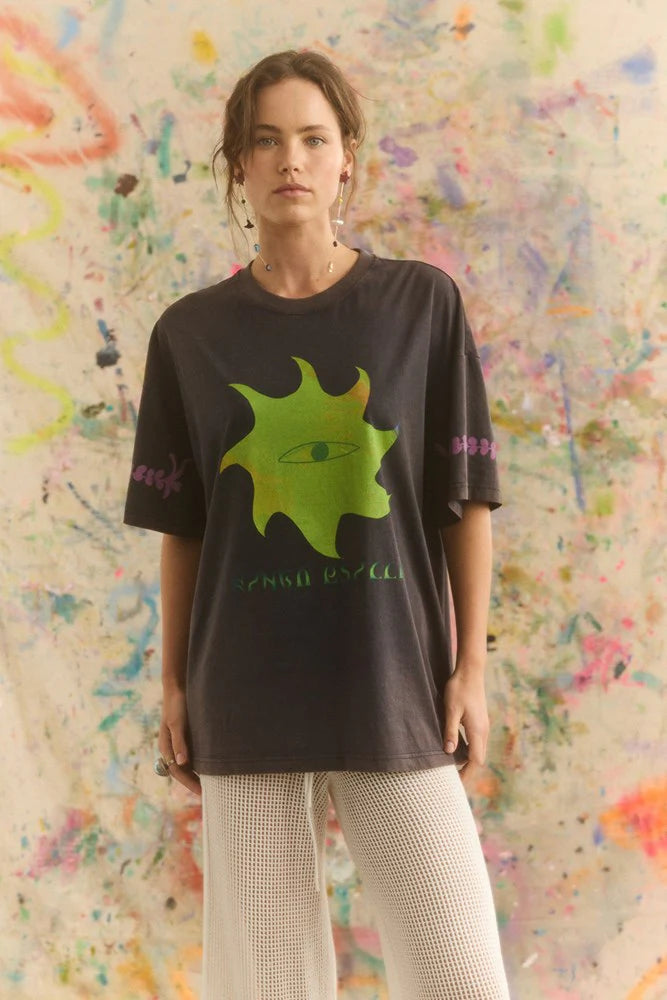 Kinga Csilla Kate Eliza KC Og Tee