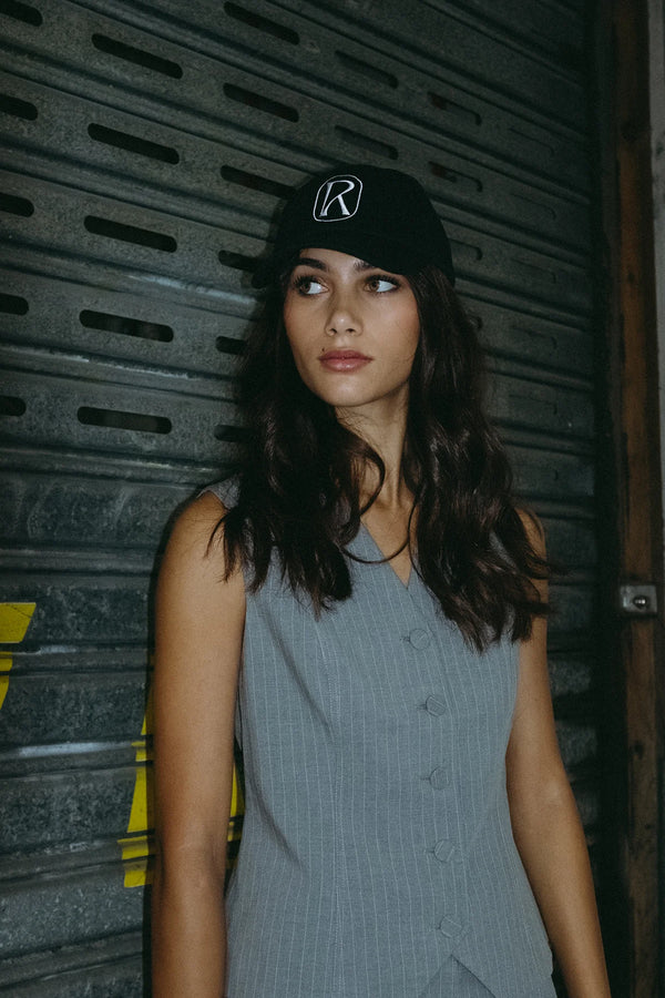 Remain Cap - Black