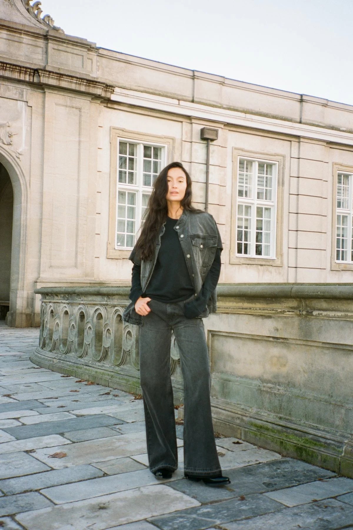Rabens Saloner Fine Jean - Washed Black Denim