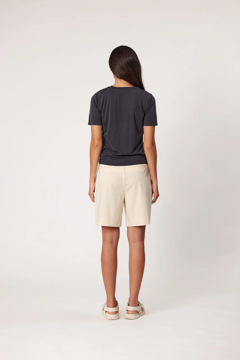 Remain Blair Tee - Smoke