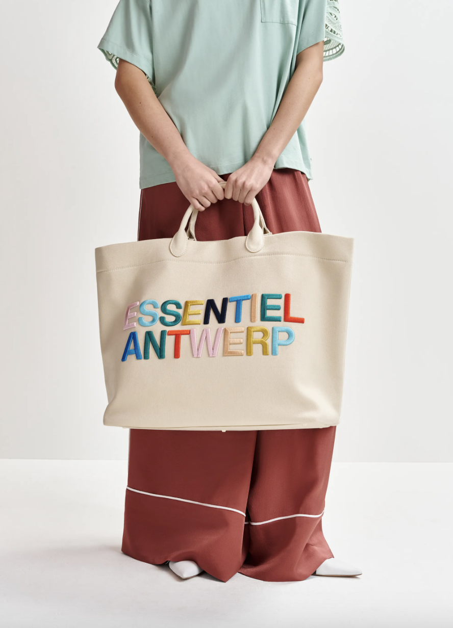 Essentiel Antwerp Hedness Logo Shopper