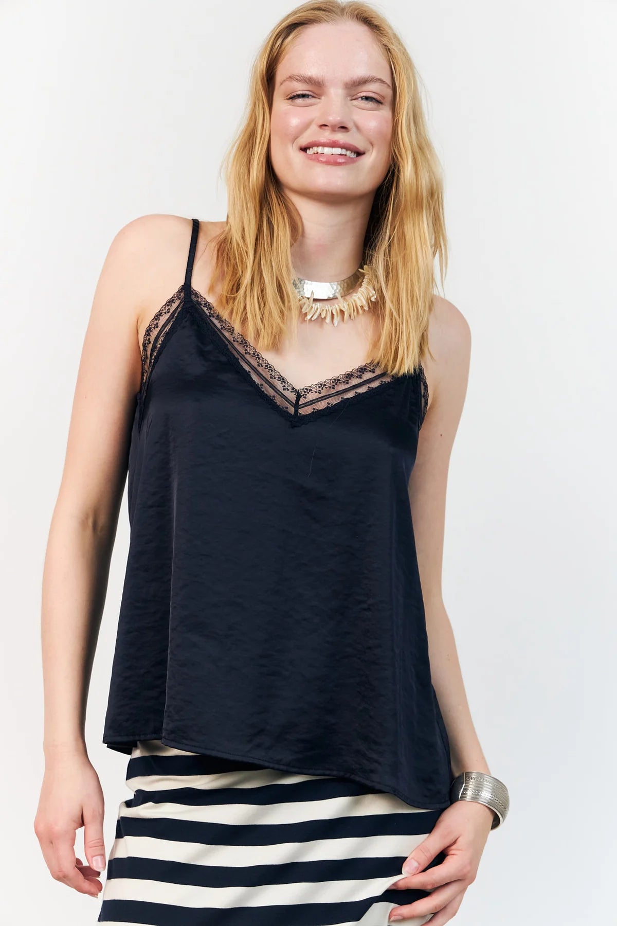 Lollys Laundry Viane Top - Navy