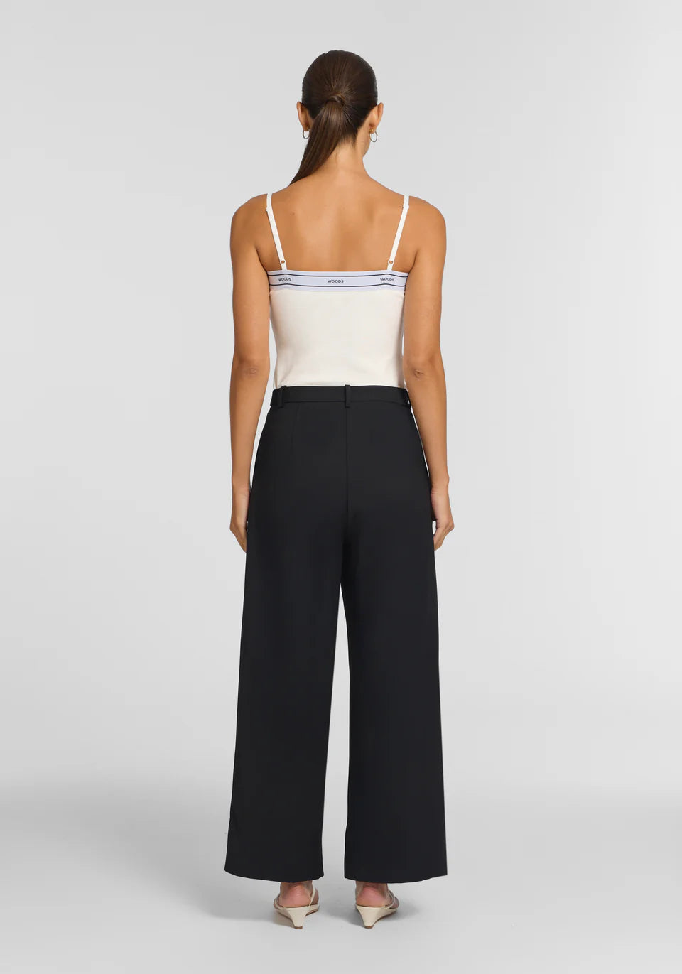 VIKTORIA & WOODS Player Tank - Ivory