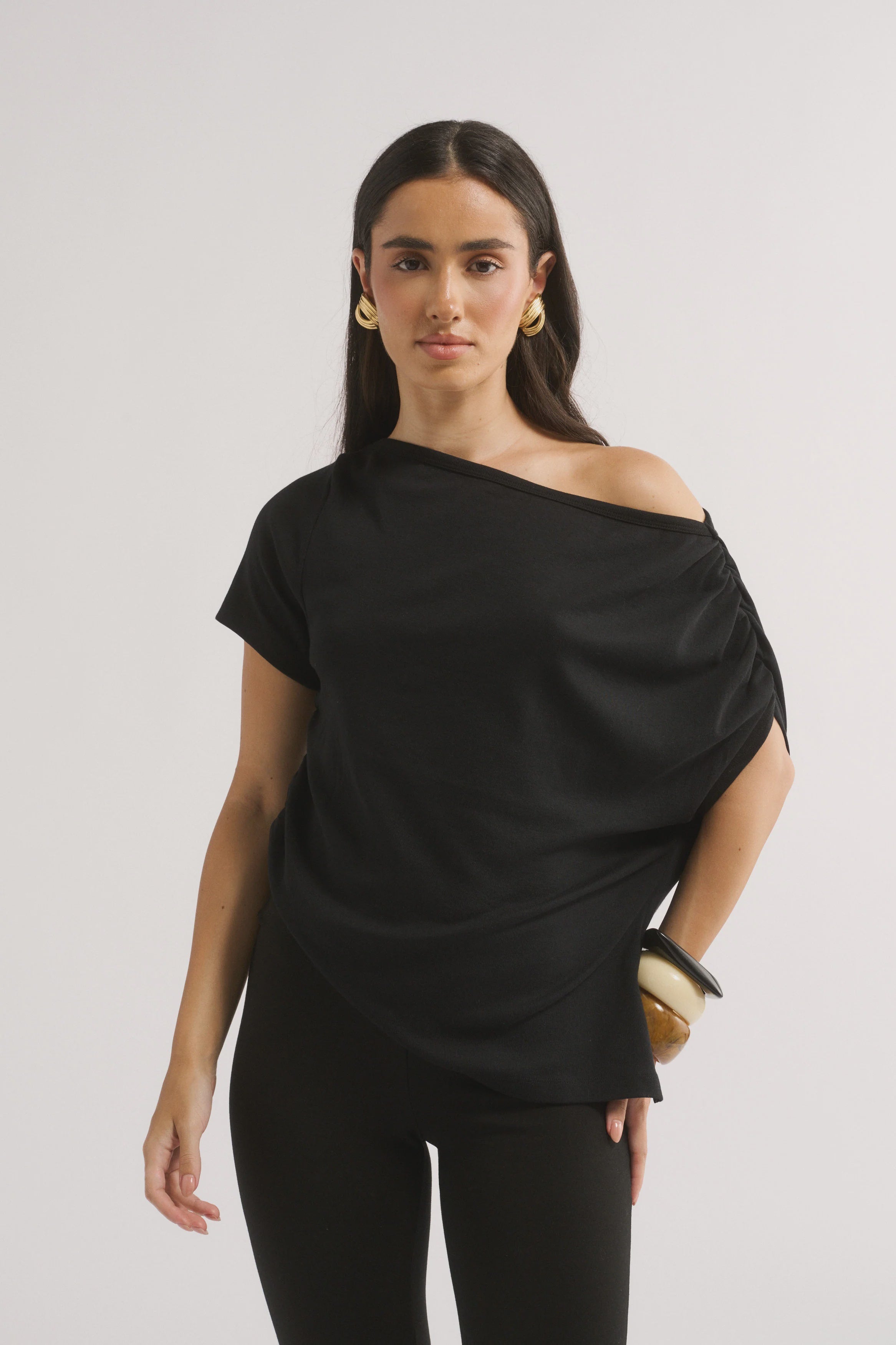 Primi Estelle Off Shoulder T-Shirt - Black