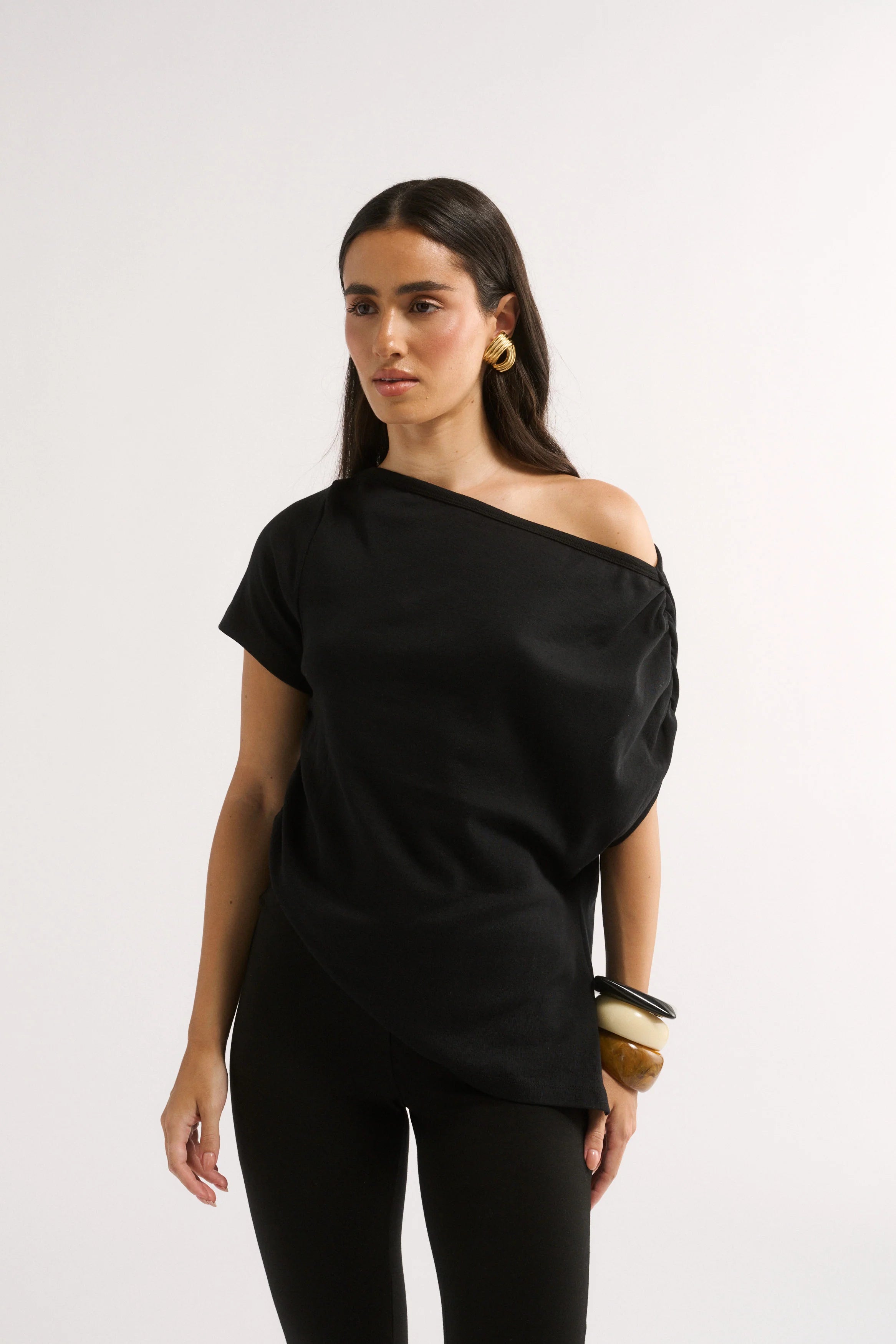 Primi Estelle Off Shoulder T-Shirt - Black