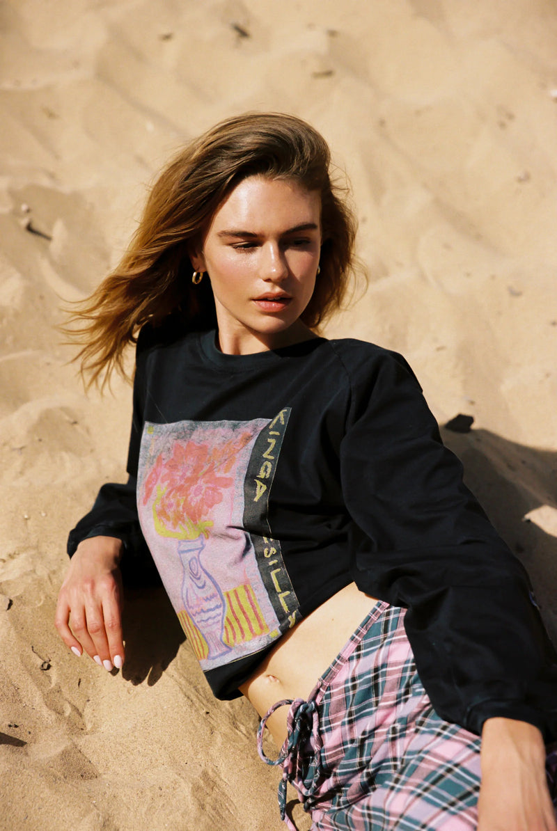 Kinga Csilla Polpo Vase Roses Tee
