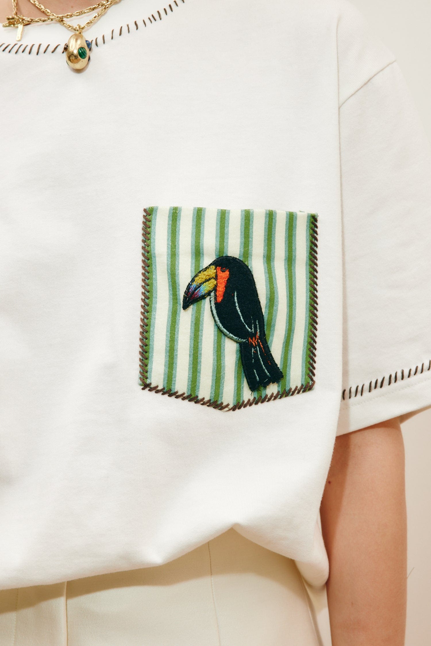 ALÉMAIS Toucan Tango Embroidered Pocket Tee