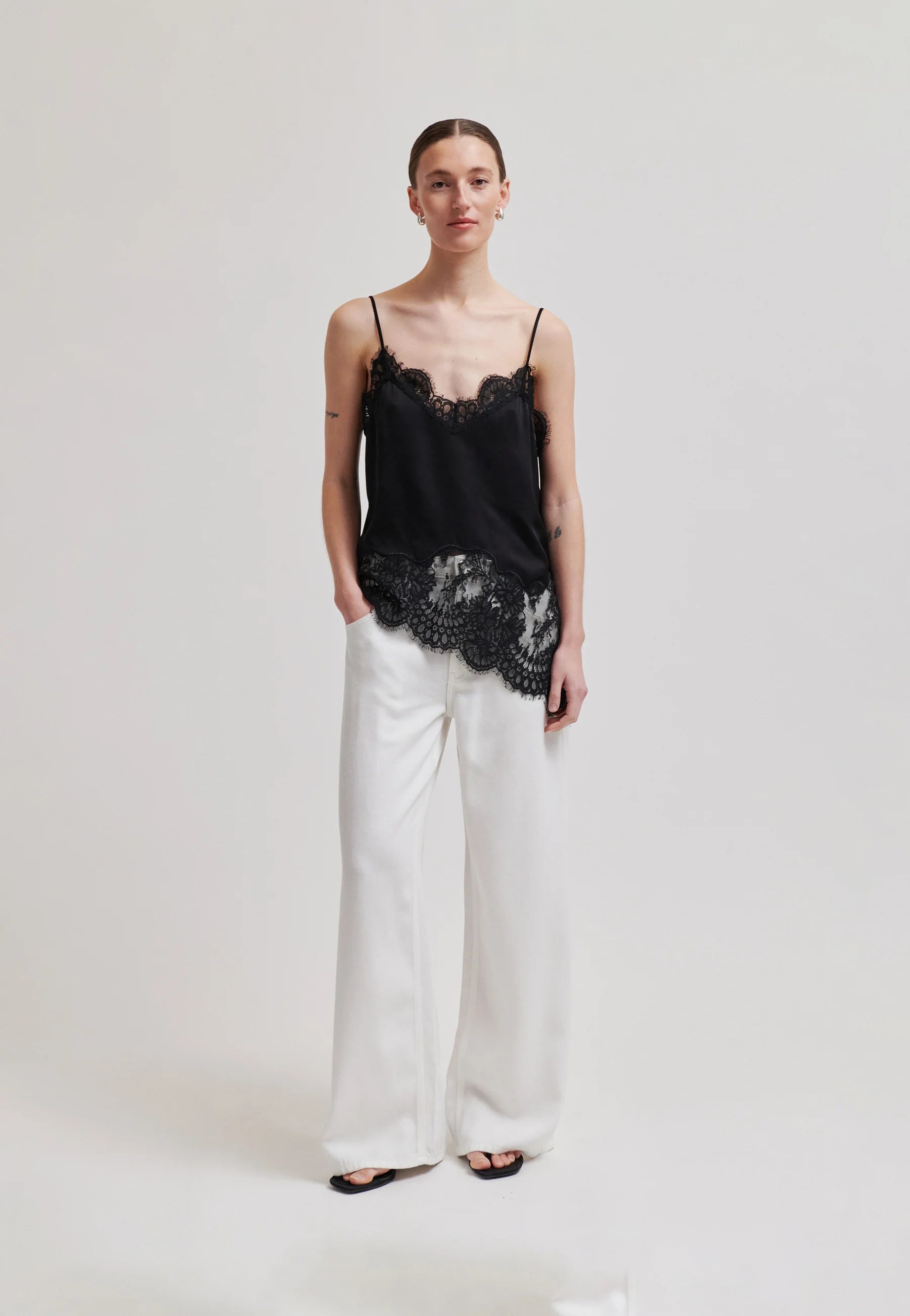 Second Female Willina Cami - Black