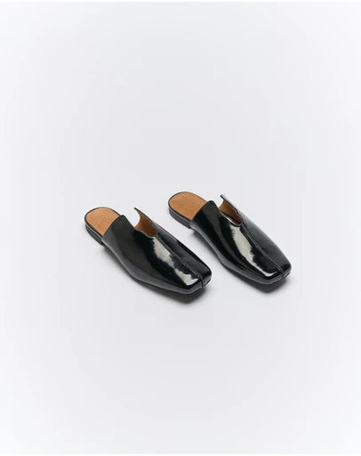 Goldie The Label Estelle Leather Mule - Black Crinkle