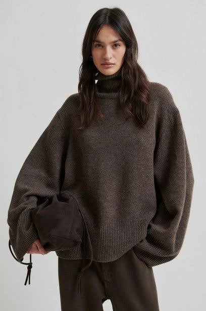 Second Female Alpha Knit - Delicioso