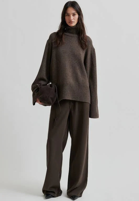 Second Female Alpha Knit - Delicioso