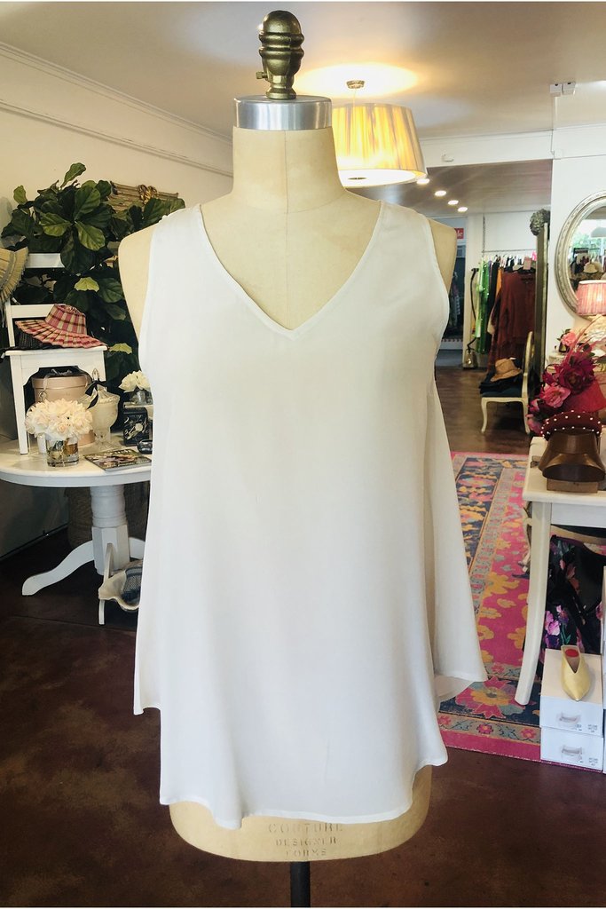 M.A. Dainty Gillie Top  - White